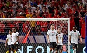 球迷纷纷发 球迷纷纷发